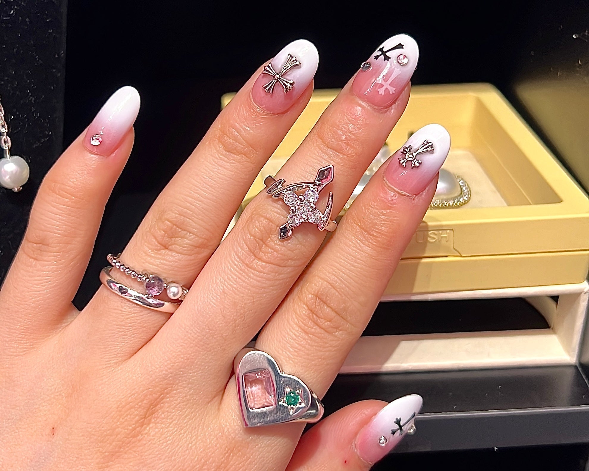 How to Apply Press-On Nails Like a Pro (Using Our Free Tool Kit)