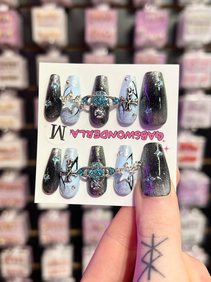 Spooky Vivienne Nails