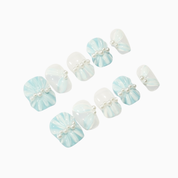 Glassy Pearls