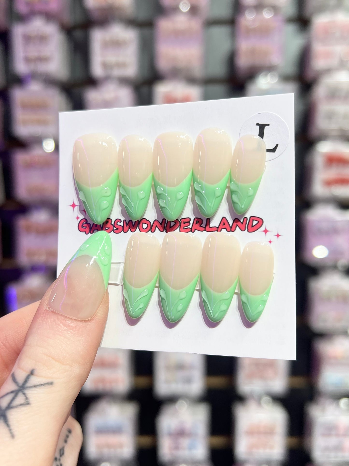 Mint Kiss Nails