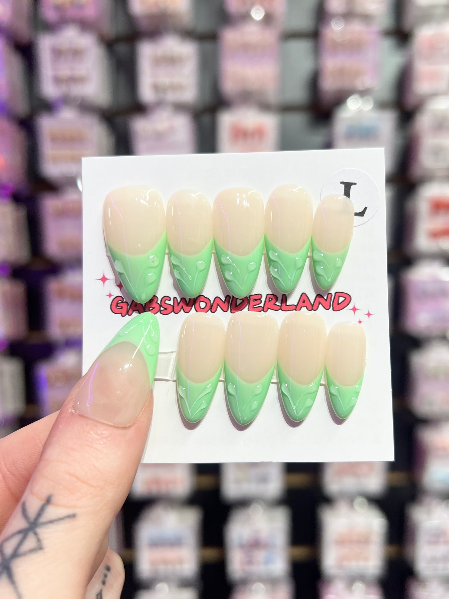 Mint Kiss Nails